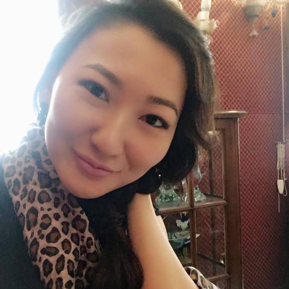 Meet your Posher, Angela